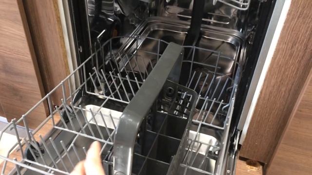 Посудомоечная машина Electrolux ESL 94200 LO. Обзор и отзыв смотреть онлайн