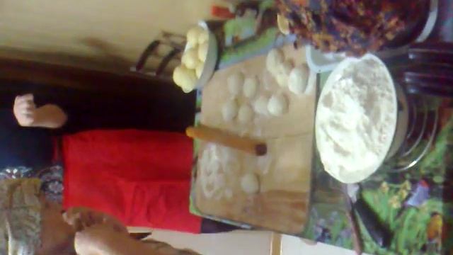 оля делает балкарские хычыны