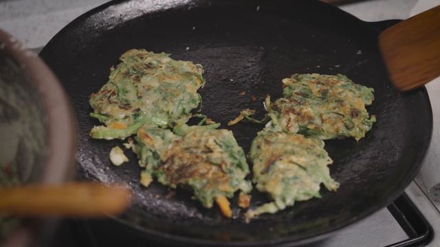 겨울되도 풍족한 나의 건강한 자급자족시골일상/고양이중성화수술해주다 내갈비뼈3개부러진사연/시골새참/자급자족시골식사/내딸이해준요리/시골영상/산속에사는시골일상 смотреть онлайн