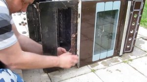 Разбор на чермет и цветмет техники и электроники. Газовая плита.
