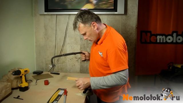 Выпиливаем отверстие в плинтусе для трубы смотреть онлайн