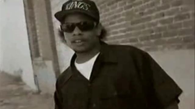 Eazy E - Nobody Move смотреть онлайн