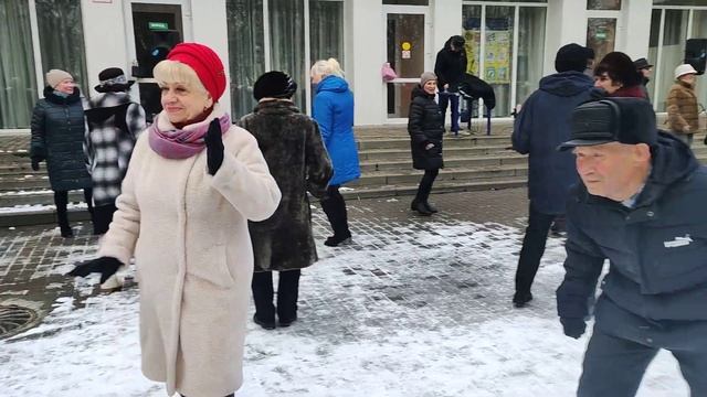 Сизая голубка......05.03.23 Гомель парк Луначарского ? смотреть онлайн