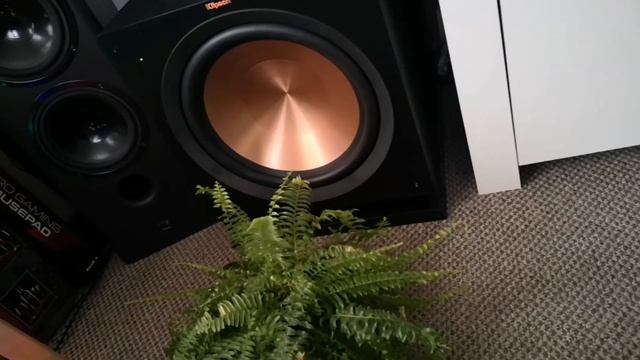 Subwoofer Klipsch R115 SW in action! bass test. смотреть онлайн
