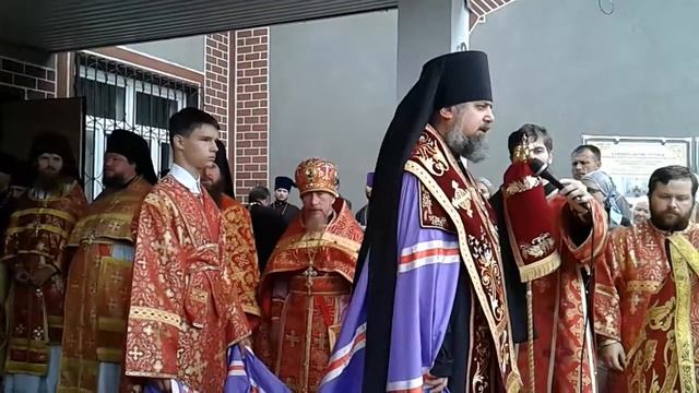 Слово Владыки Германа епископа Ейского и Тимашевского перед Божественной литургией 7.06.2016 г. смотреть онлайн