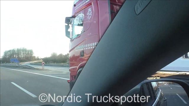 Truckspotting At Friday Evening On The A1: Mussche, Jp.Vis, Jansen, Scania Open Pipe