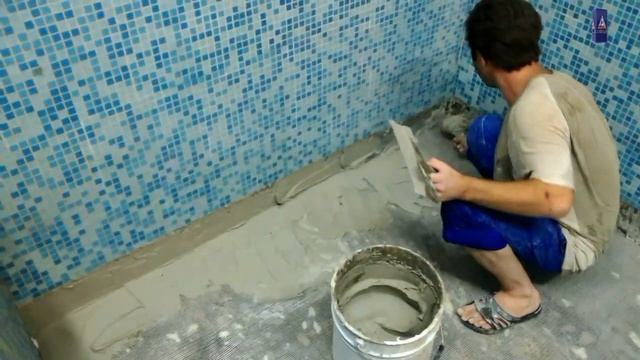 Гидроизоляция дна Бассейна. РЕМОНТ ЧАШИ БАССЕЙНА СВОИМИ РУКАМИ!!! смотреть онлайн