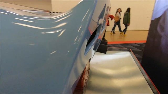 Ford GT 40 Mirage GT40 lightweight super hyper sport car gulf racing car M1 1967 walkaround K1529 смотреть онлайн