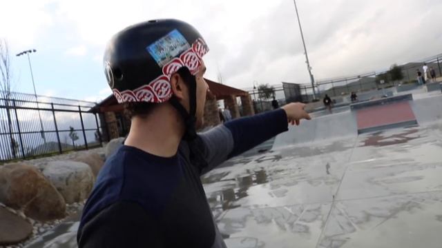 GAME OF S.C.O.O.T VS PRO SCOOTER RIDER!! NO GRIP TAPE смотреть онлайн