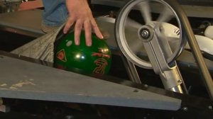 Как устроен боулинг. Шаровая молния. Настасья Поползина