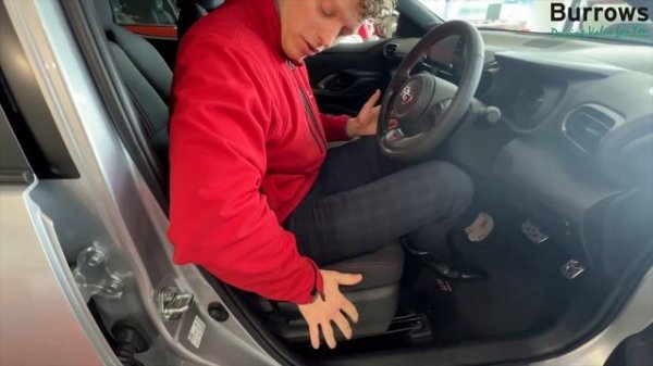 Toyota Yaris and Yaris Cross - How to adjust the drivers seat position