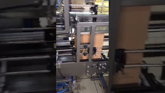 Упаковщик бутылок в гофрокороб МПУ-500 смотреть онлайн