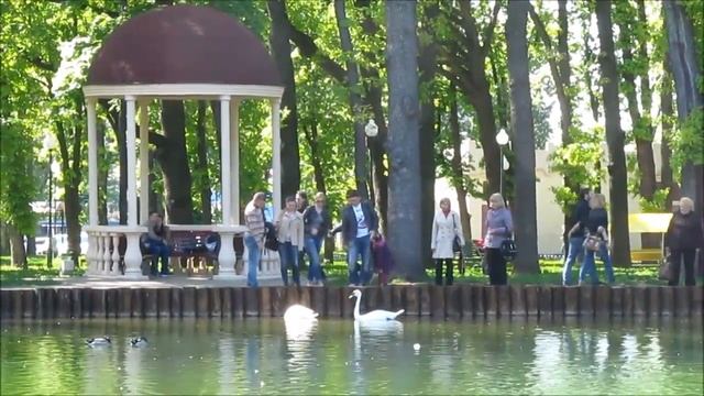 Аттракционы Харьковский Диснейленд Парк Горького Харьков Май смотреть онлайн
