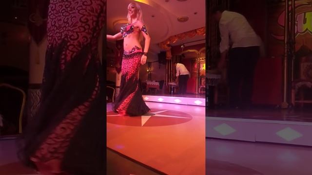 Oriental Didem Belly dancer смотреть онлайн