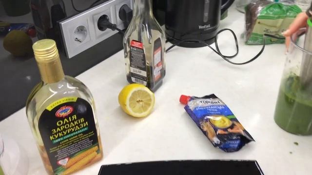 Заправка из БАЗИЛИКА для салата . Правильное питание смотреть онлайн