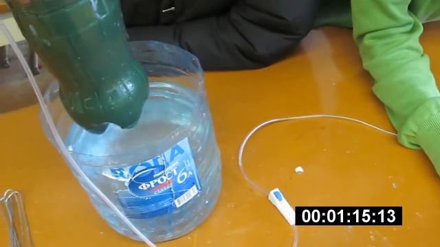 Добываем водород (1 часть)_Надуваем шарик смотреть онлайн