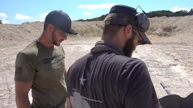 Здоровенная советская пушка Сейчас пальнем- Разрушительное ранчо смотреть онлайн