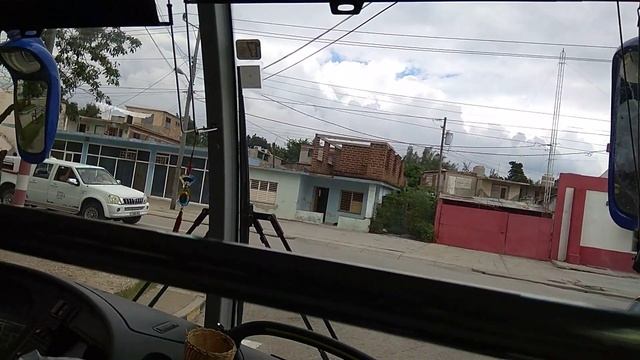 Улицы Ольгина (Куба).Les Rues De Holguin (Cuba).Calle Holguín (Cuba).The Streets Of Holguín (Cuba). смотреть онлайн