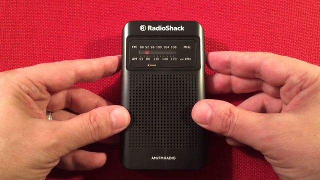 RadioShack 1201848 AM FM Portable Radio Review смотреть онлайн