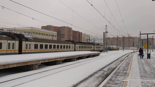 Электропоезд ЭП2Д-0120 ЦППК станция Лобня МЦД-1 22.01.2022 смотреть онлайн