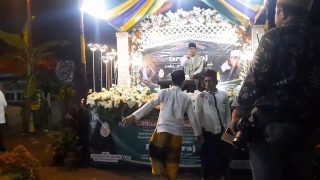 Qori Merdu Di isra mi'raj Panyandungan | Ust Maman Abdurrahman смотреть онлайн