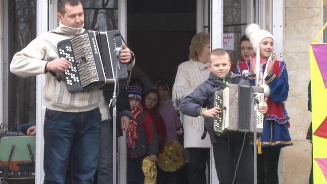 Русская народная песня "Бабка Любка" смотреть онлайн