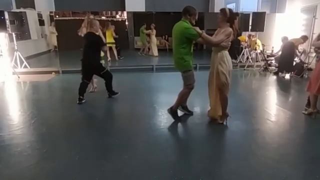 Yellow Submarine Party. Bachata Валентина Смирнова и Victor Kvon смотреть онлайн