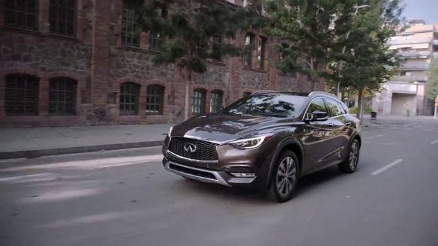 First ever Infiniti QX30 reveal смотреть онлайн
