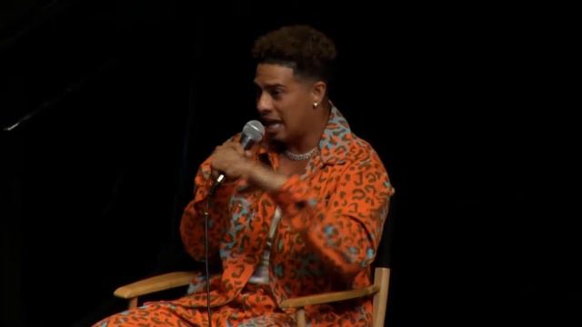 10 OZ GLOVES, NO HEADGUARDS 😂😂😂 Austin Mcbroom vs Gib Press Conference смотреть онлайн