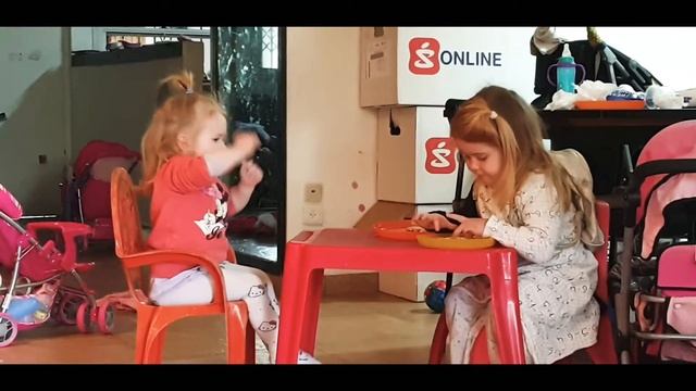 Сестры♥️♥️ скрытая камера? смотреть онлайн
