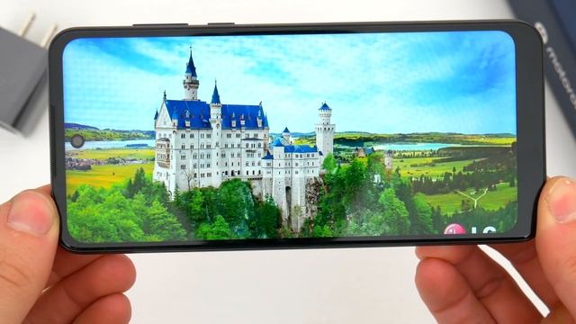 Motorola Moto G Power (2022) - Unboxing, Hands-On & First Impressions!