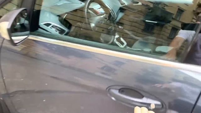Ford C-Max смотреть онлайн