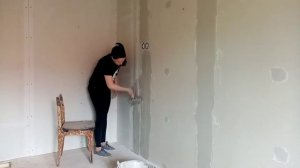 Шпаклёвка и грунтовка стен