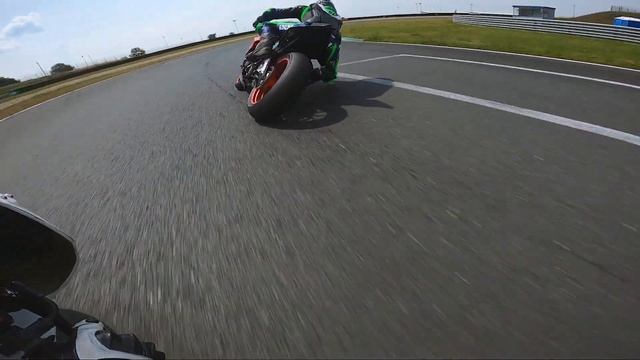 First Time on a Honda CBR 600 RR | Project Bike смотреть онлайн