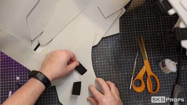 How to Make Superhero Chest Armor - Free Foam Templates - Red Hood Batman Cosplay - Part 2 смотреть онлайн