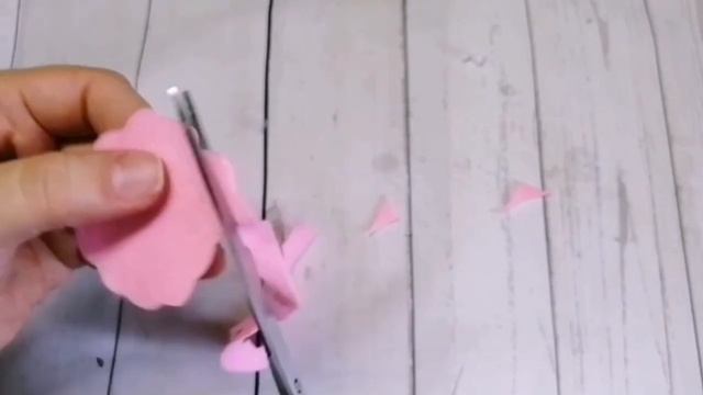 Нежные вязаные бантики из плюшевой пряжи./МКбантики/DIYDelicate Knitted Bows Made Of Plush Yarn.