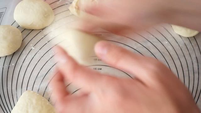 САЙКИ с маком постные, без молока и яиц/Buns смотреть онлайн