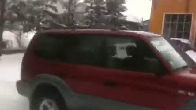 Landcruiser 95 D4D pulls a Mercedes 609D смотреть онлайн
