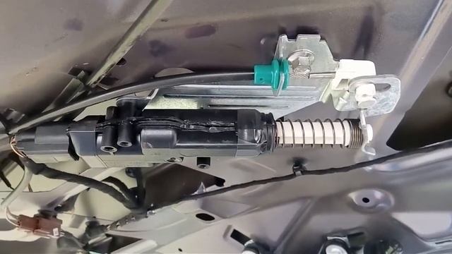 Электрозамок багажника FORD FUSION смотреть онлайн