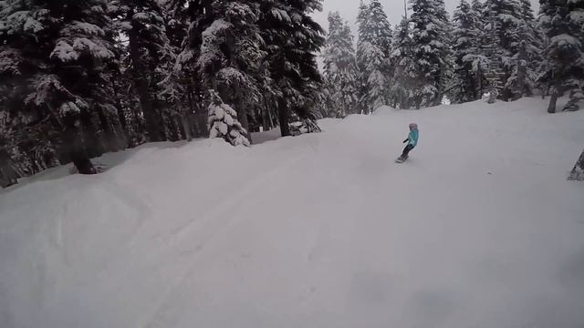 Giada Gatti Snowboarding at Whistler Blackcomb смотреть онлайн