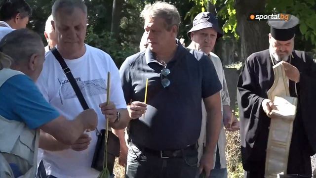 Иво Ивков, Даниел Боримиров и десетки фенове почетоха Гунди и Котков смотреть онлайн