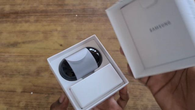 Samsung Galaxy buds+ Unboxing and First look-The Updates are Phenomenal ??? смотреть онлайн