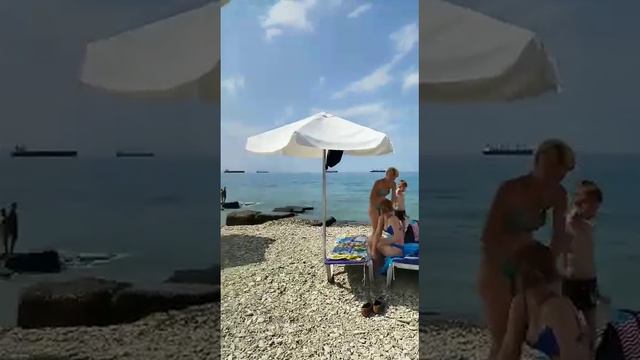 DJ/спасатель - на побережье Чёрного моря😁 смотреть онлайн