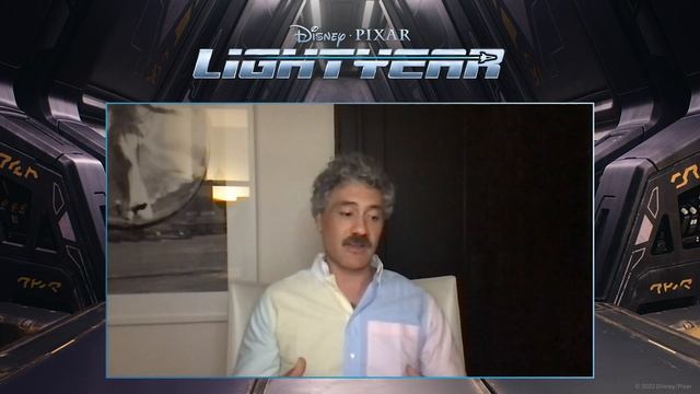 Chris Evans as a THUNDERCAT?? Taika Waititi in a Galaxy Far Far Away?? | Lightyear Movie Interviews смотреть онлайн