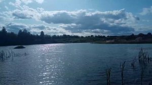 Карьеры с хорошими пляжами вблизи деревни Большая Песочня Тверской области Торжокского района