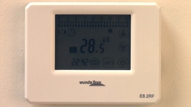 E8 2RF Wireless Thermostat User Guide смотреть онлайн