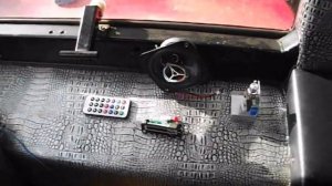 Установка магнитолы(аудиосистемы)  в трактор