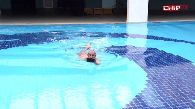 vivo V29 Suya Karşı Ne Kadar Dayanıklı? vivo V29 ile Havuza Girdik! смотреть онлайн