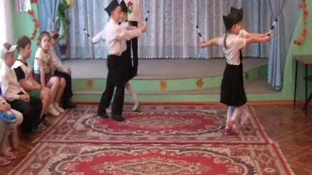 Танец регулировщиков смотреть онлайн