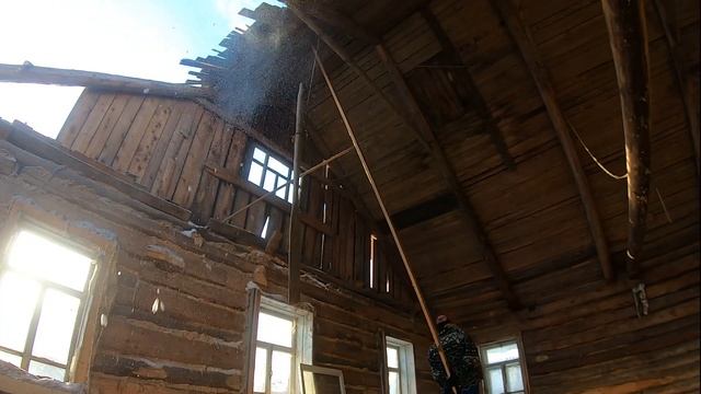 #26 Разбираем крышу над поветью смотреть онлайн